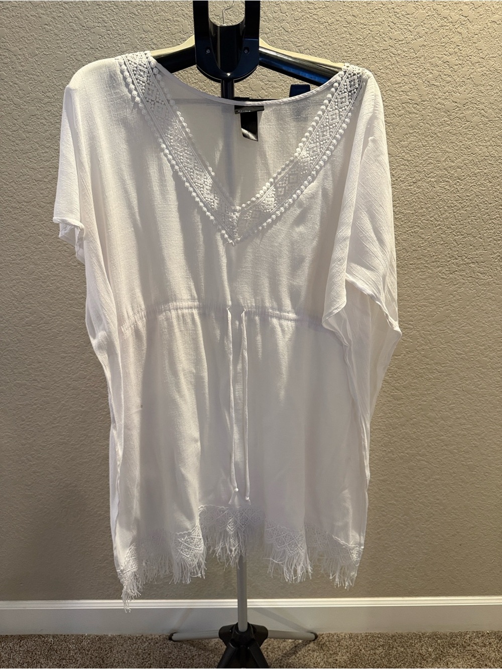 White Lace-Trim V-Neck swimsuit coverup. Size Medium